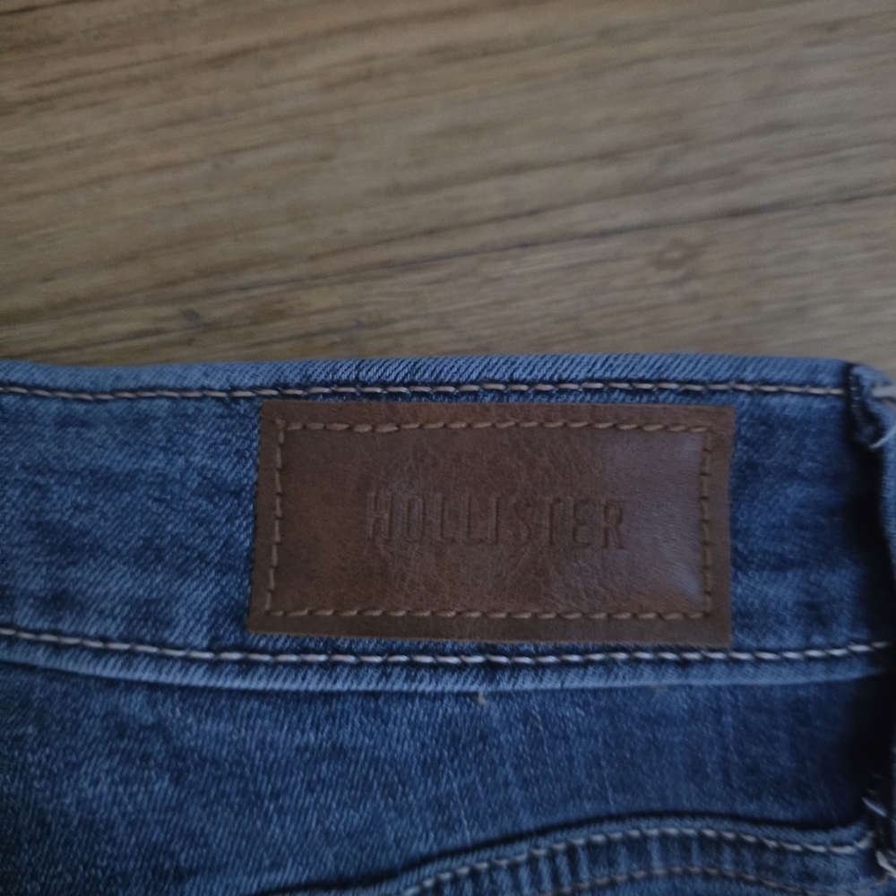 Hollister High-Rise Ripped Dark Wash Super Skinny Jeans - Picture 6 of 6